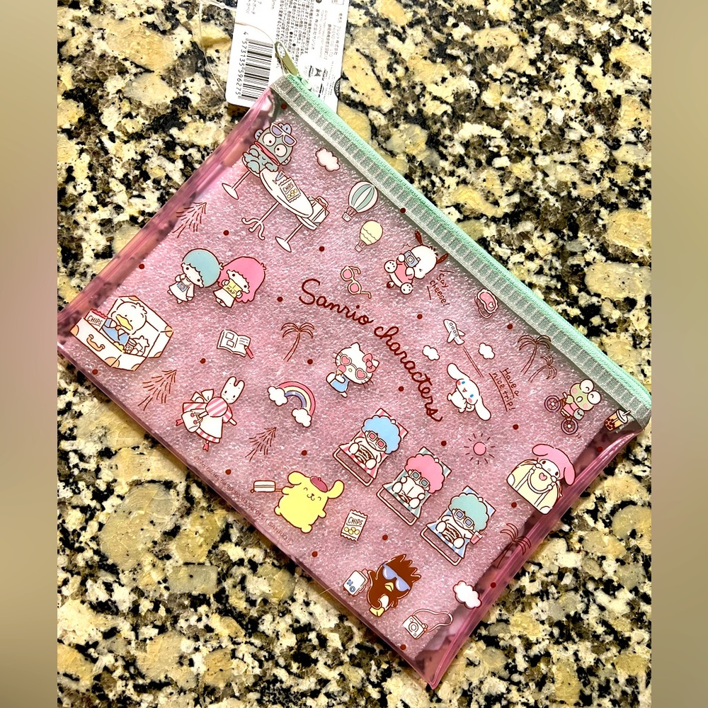 🎀SANRIO FRIENDS POUCH🎀